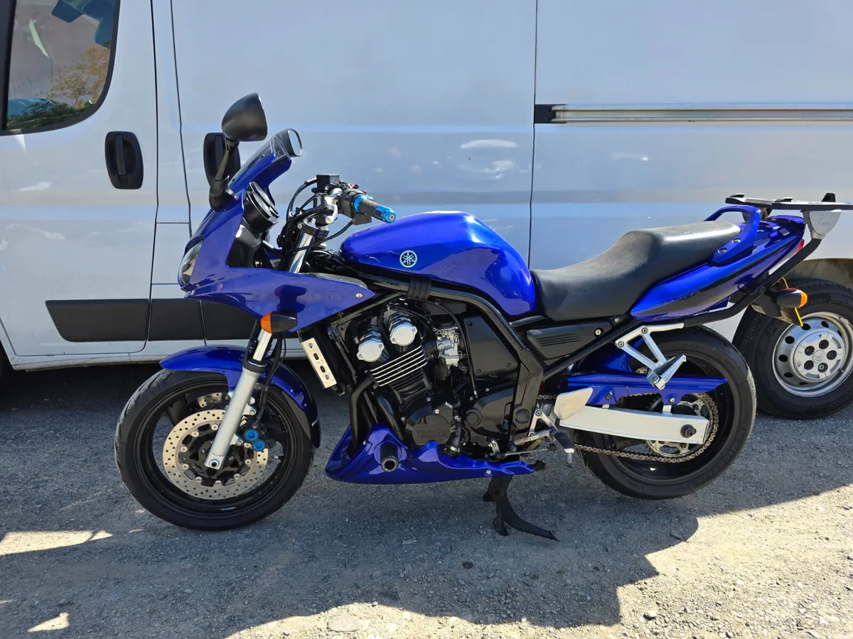 03 YAMAHA FAZER 600 MOTO4U - Image 1