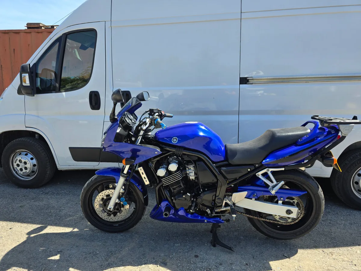 03 YAMAHA FAZER 600 MOTO4U - Image 4