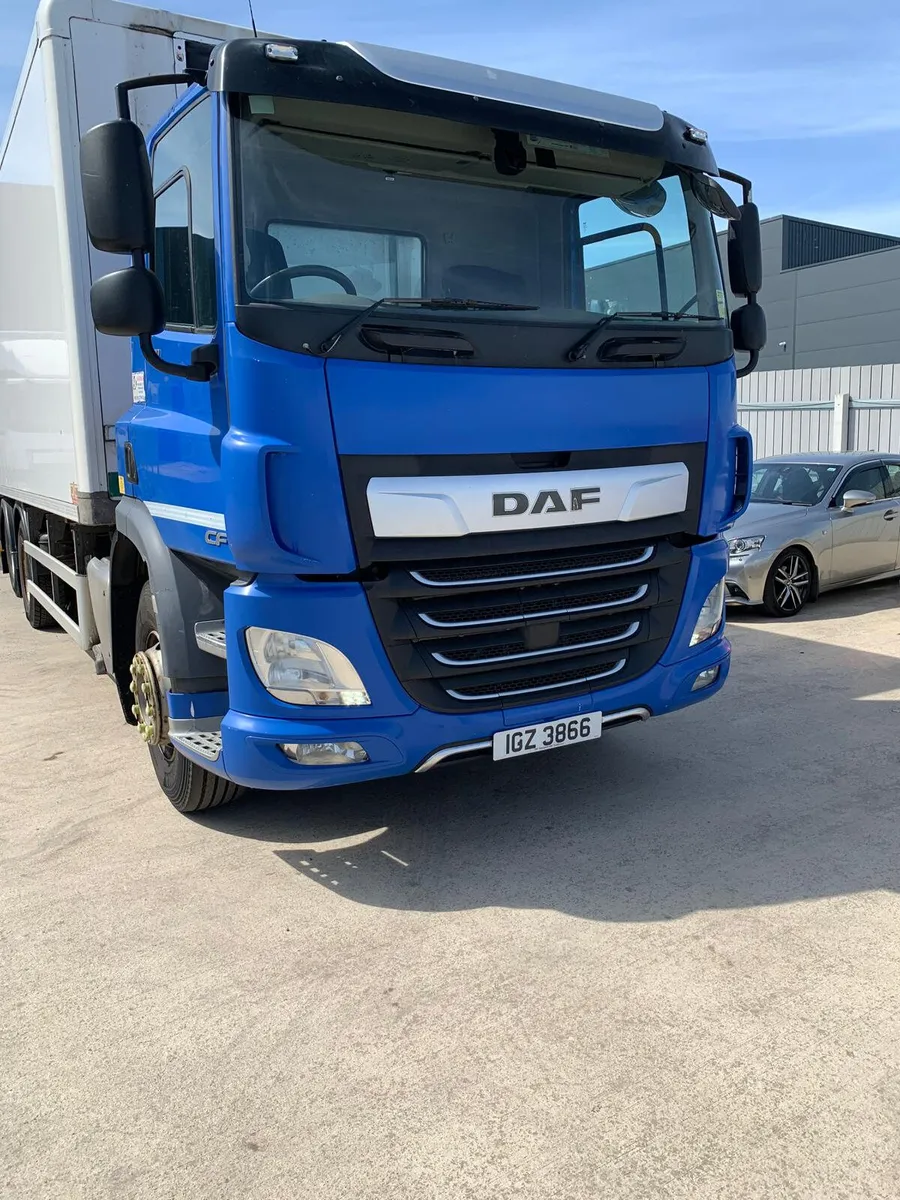 FEBRUARY 2018 DAF CF 340 26 TONNE - Image 1