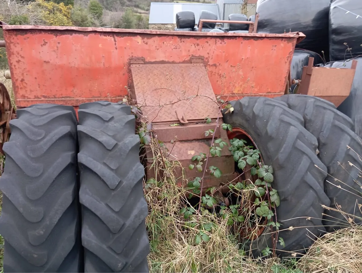 Turf hopper - Image 3