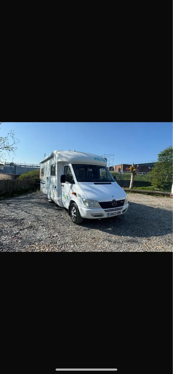 Motorhome - Image 4