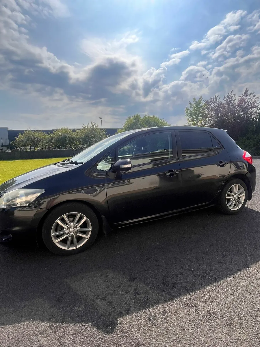 2011 TOYOTA AURIS AUTOMATIC - Image 1