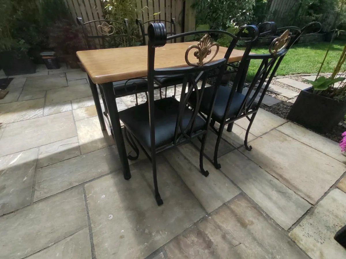 Kitchen dining table - Image 3