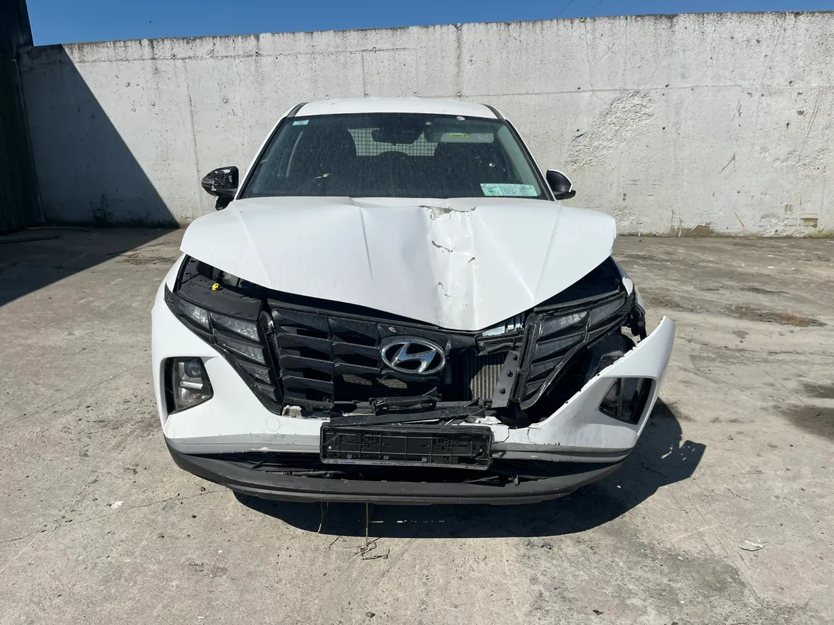2021, Hyundai Tucson - Image 2