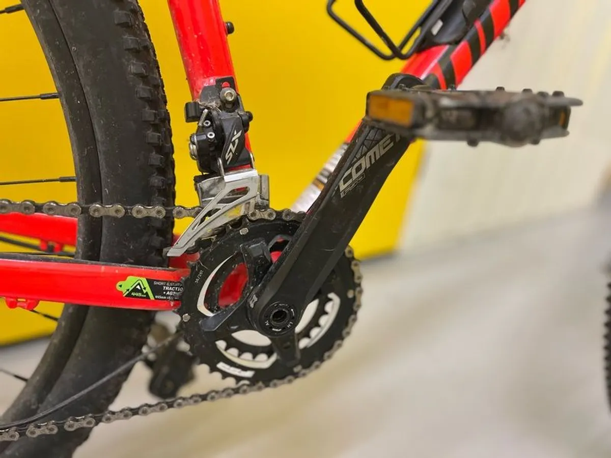 Mountain bike - Image 1
