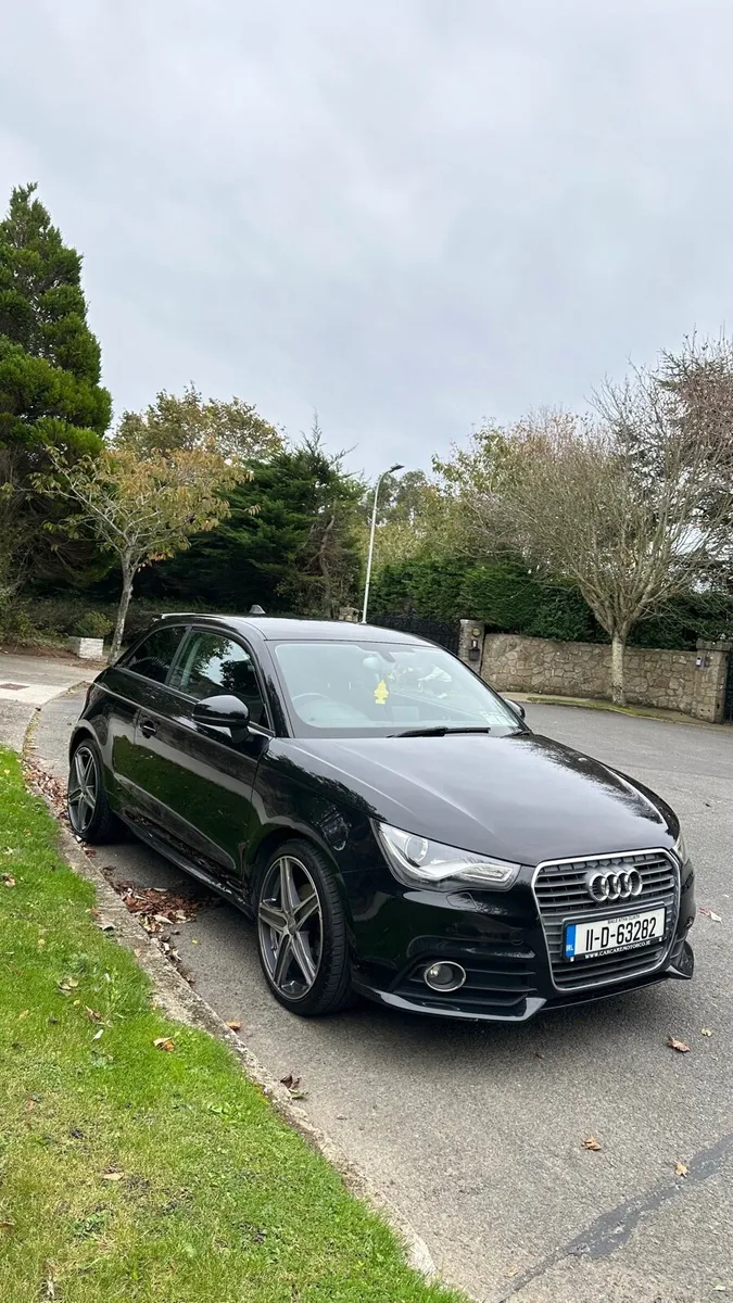 Audi A1 TFSI S-Tronic 2011 - Image 3