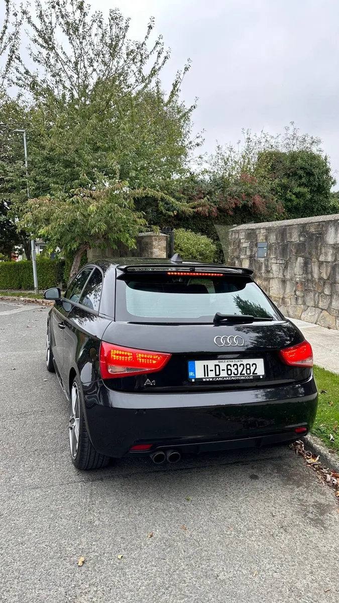 Audi A1 TFSI S-Tronic 2011 - Image 4
