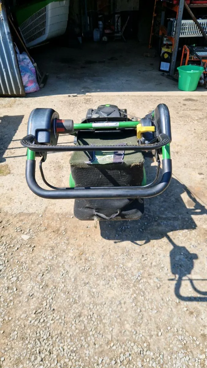 Self-propelled mower - Image 2