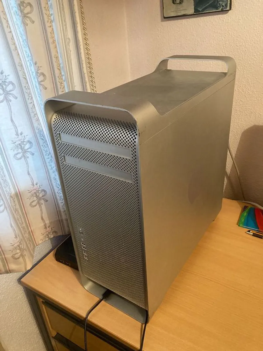 Apple Mac Pro - Image 1