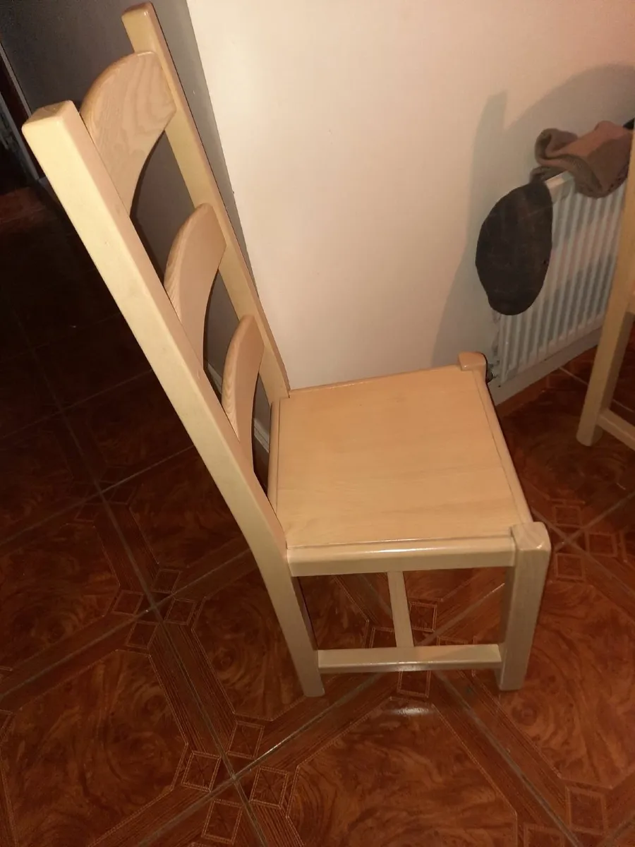 Kitchen chairs - Image 3
