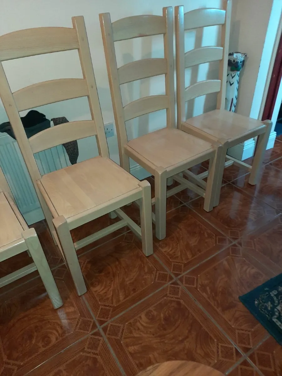 Kitchen chairs - Image 4