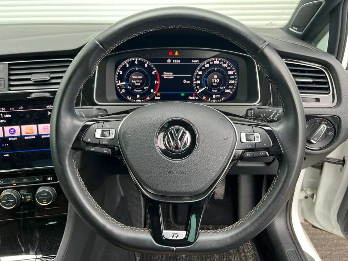 Volkswagen Golf 1.4 TSI MILANO EDITION AUTO // HIG - Image 4