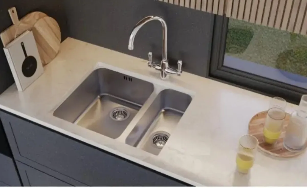 Kitchen Worktop & Accessories - Image 4