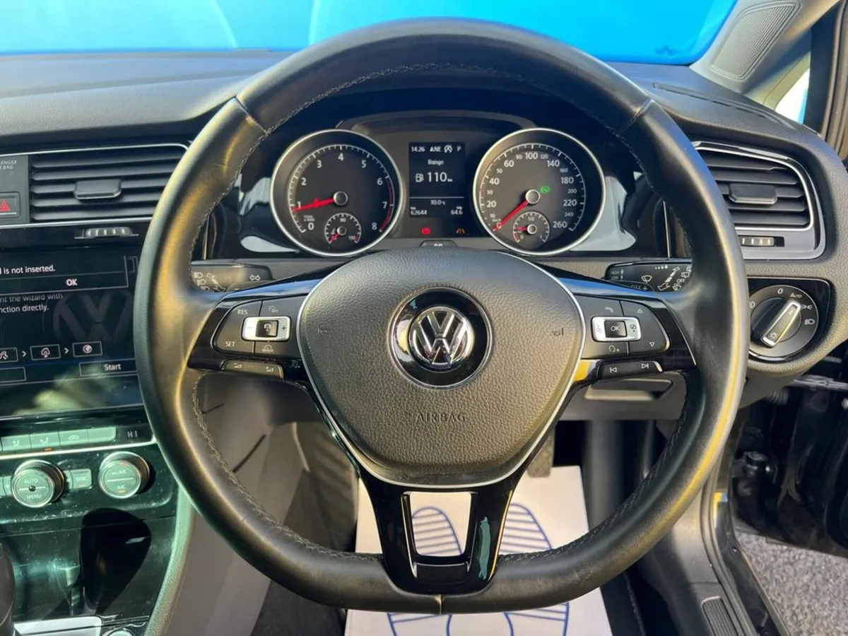 Volkswagen Golf HIGHLINE 1.4 TSI AUTO // FULL SERV - Image 4
