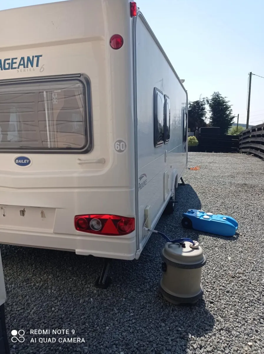 Caravan - Image 2