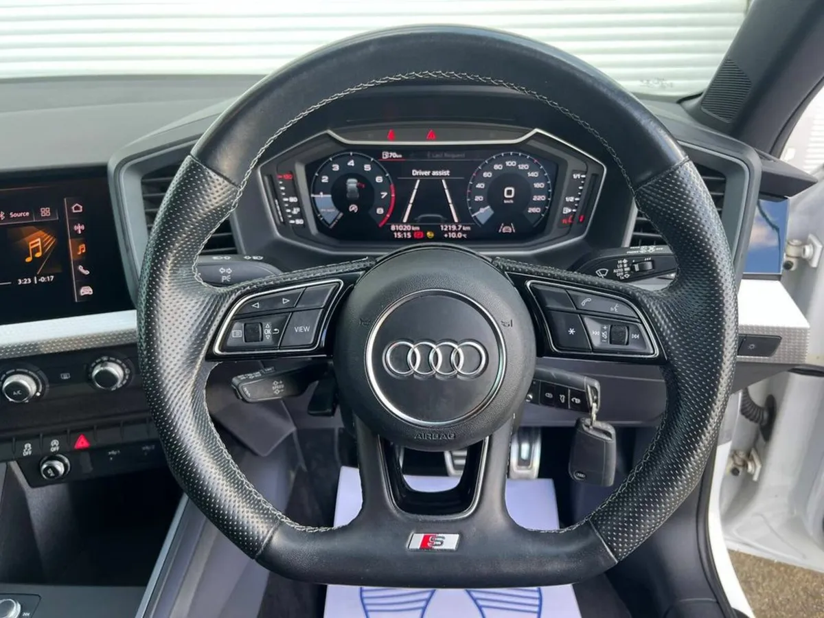 Audi A1 SPORTBACK S-LINE 25 TFSI // 17" DIAMOND CU - Image 4