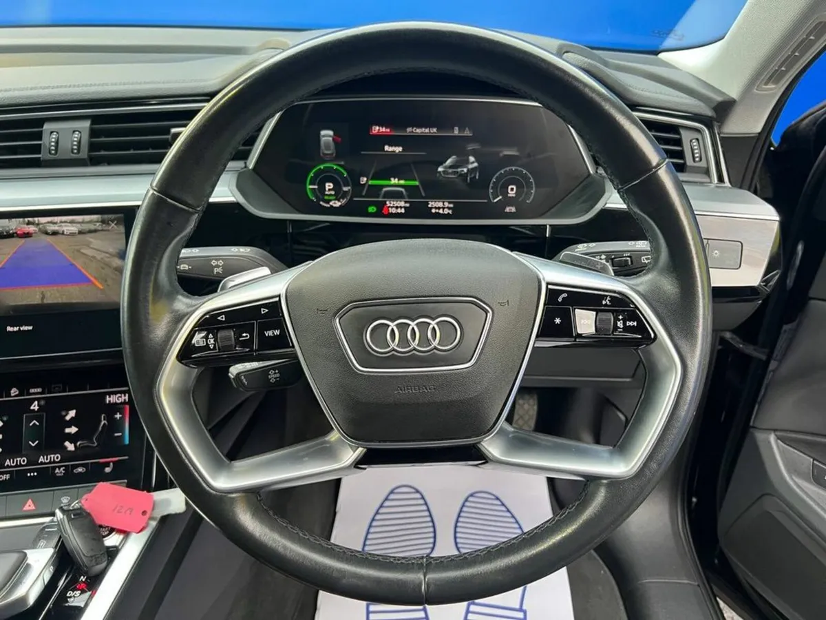 Audi e-tron 50 QUATTRO AUTO // BLACK STYLING PACK - Image 4