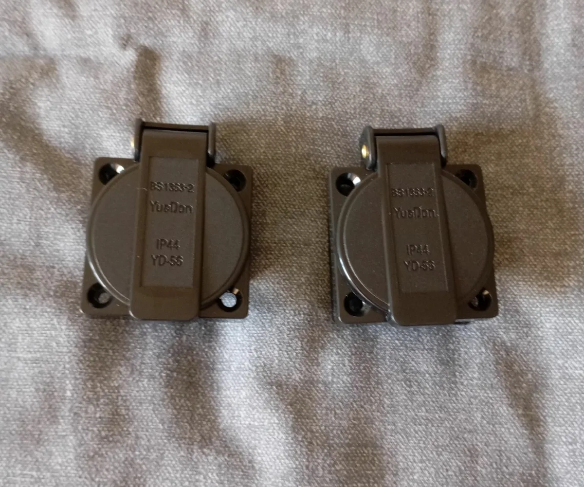 IP44 Generator 220v Socket (New) - Image 2