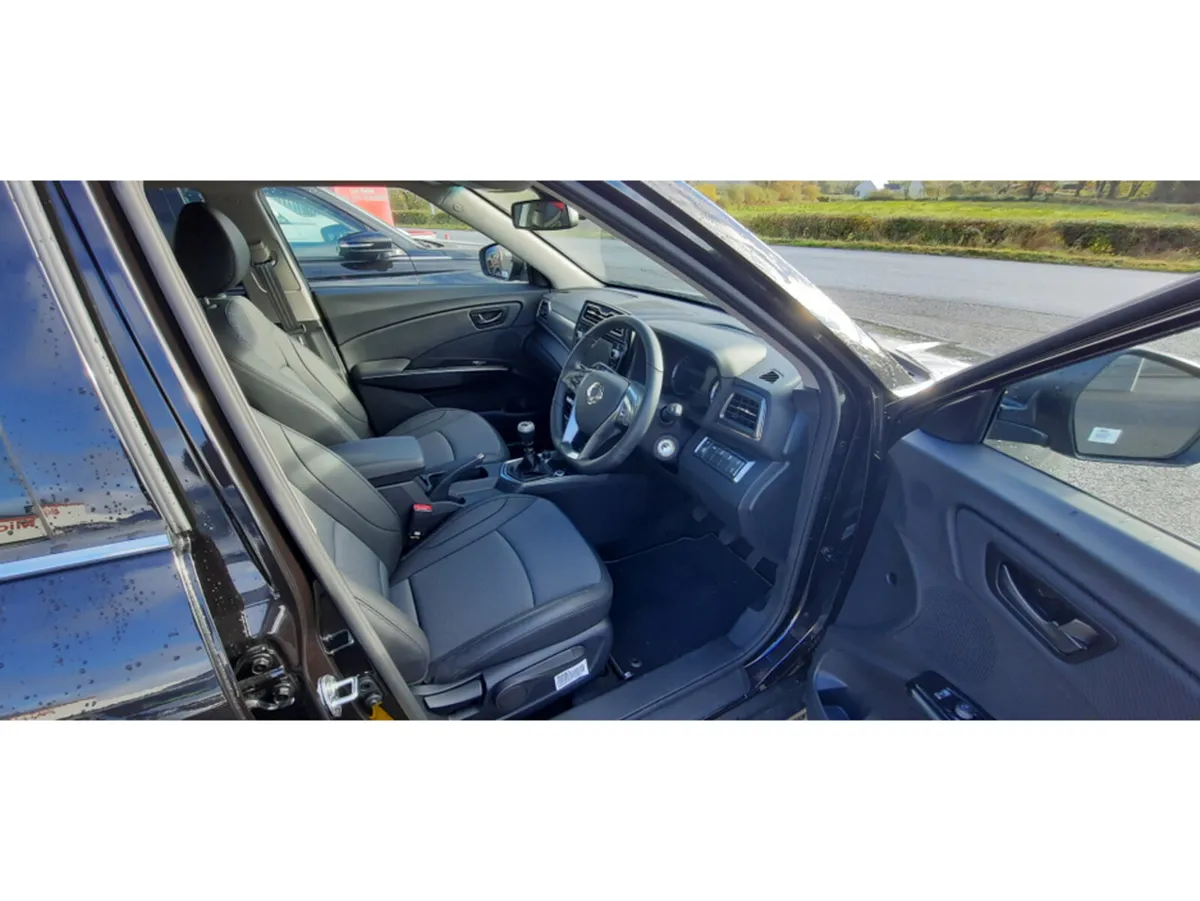 KGM (Ssangyong) Tivoli 1.2 Petrol - Image 4