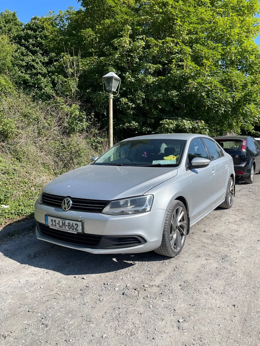 Volkswagen Jetta 2011 - Image 1