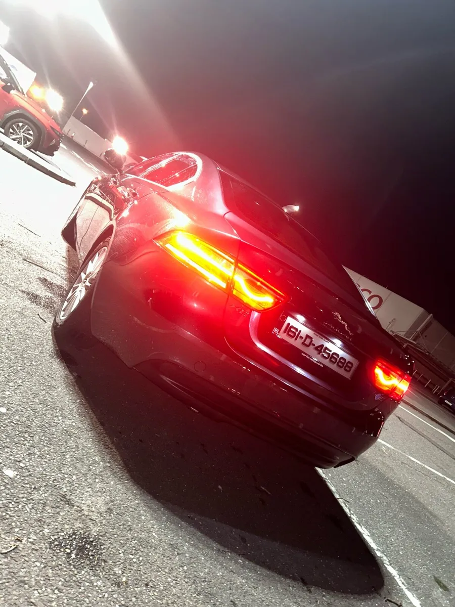 161 Jaguar xe - Image 2