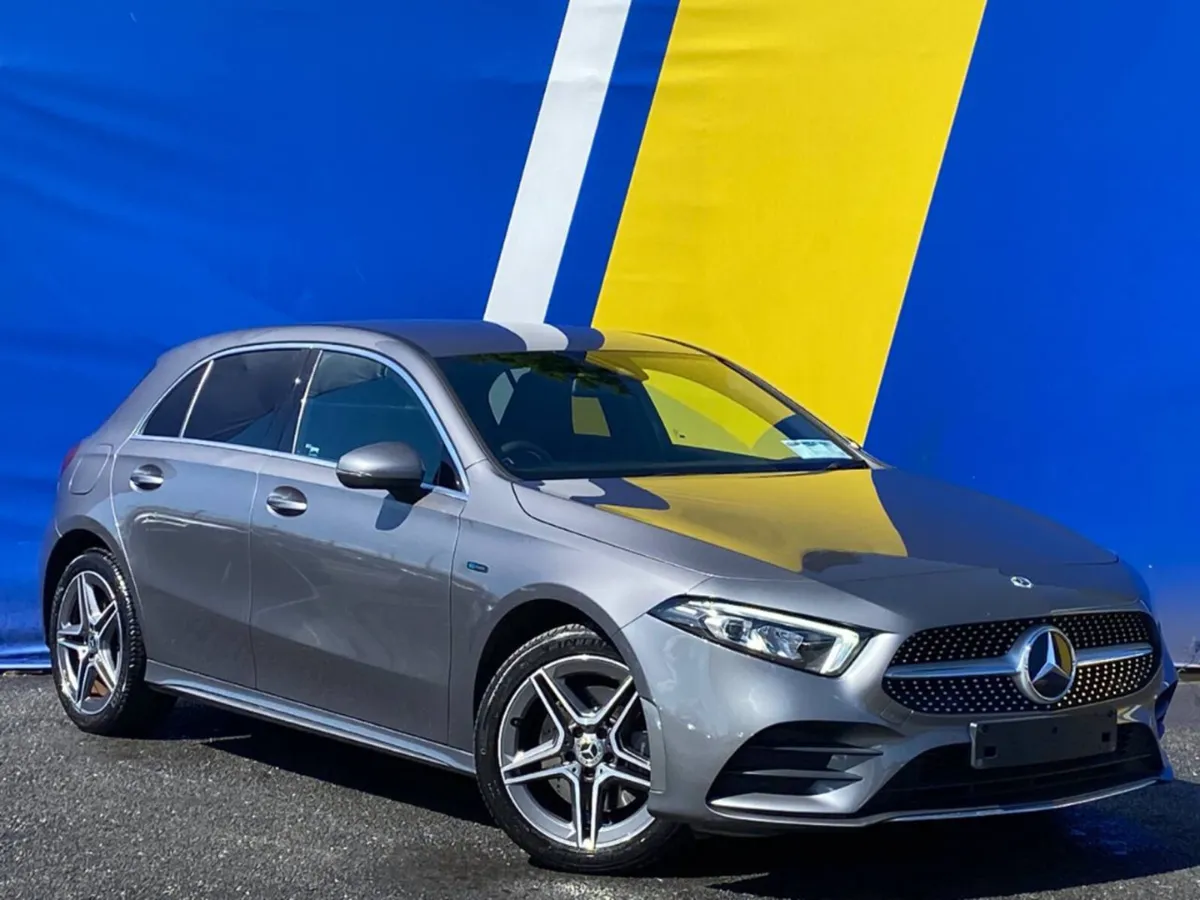 Mercedes-Benz A-Class A250e AMG-LINE 1.3 PLUG-IN H - Image 1