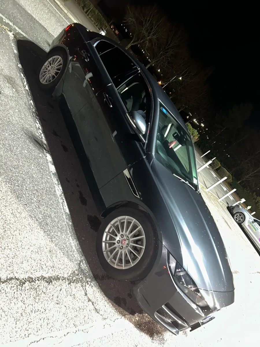 161 Jaguar xe - Image 4