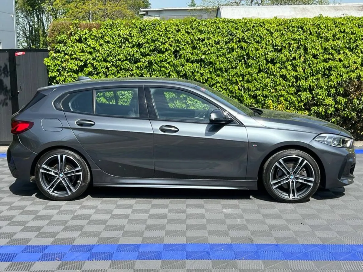 BMW 1-Series 116D M-SPORT 1.5 AUTO // DIGITAL SERV - Image 2