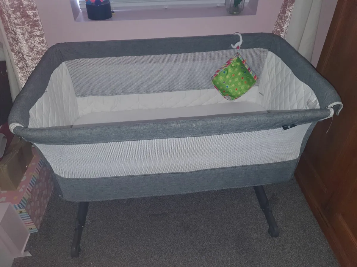 Co sleeper - Image 3