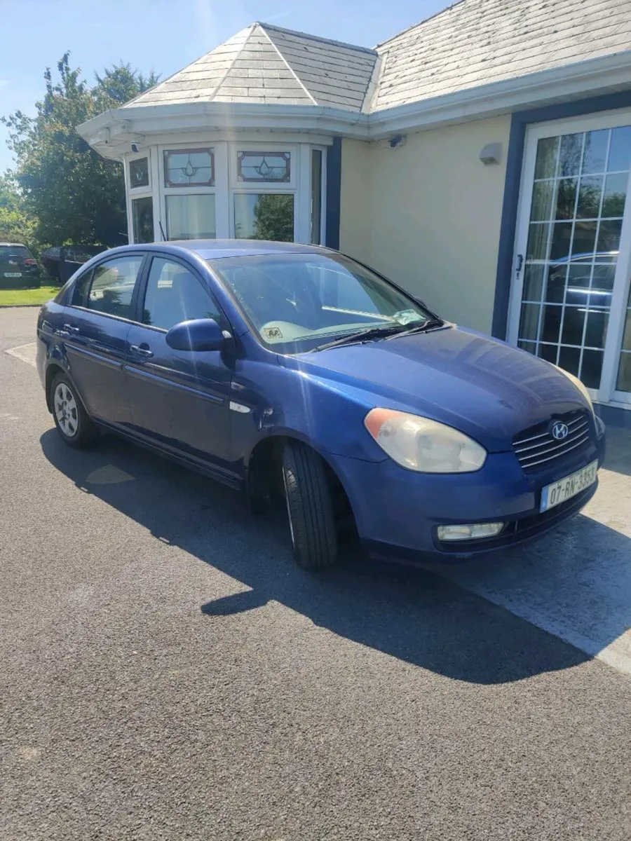 Hyundai Accent 1.3 - Image 1
