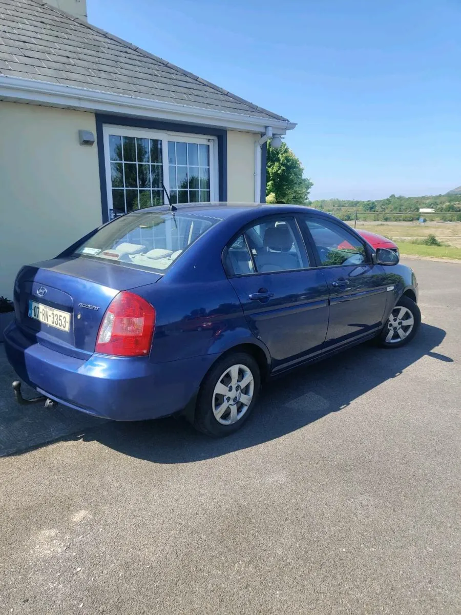 Hyundai Accent 1.3 - Image 2