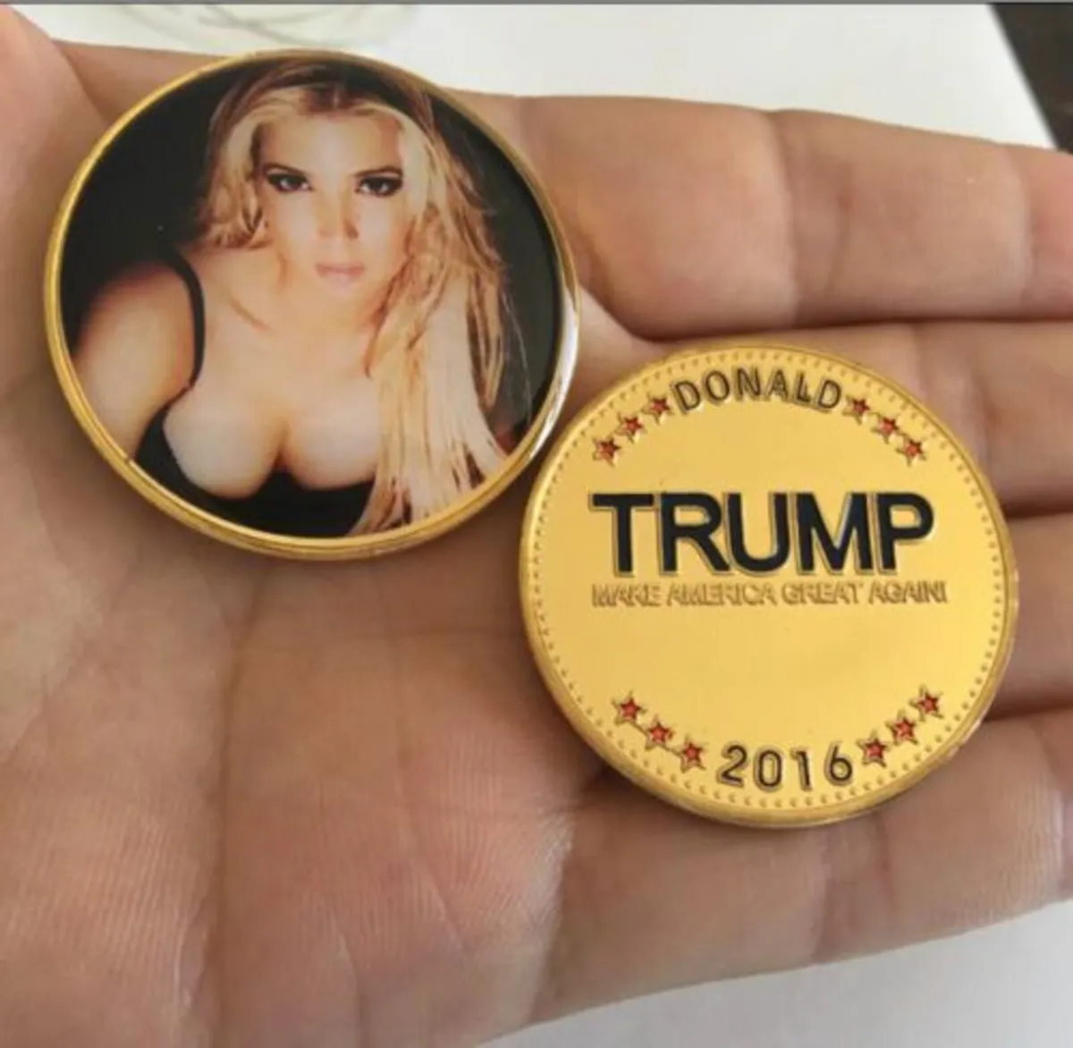 2x US Ivanka Trump Donald Sexy Coins Commemorative - Image 1