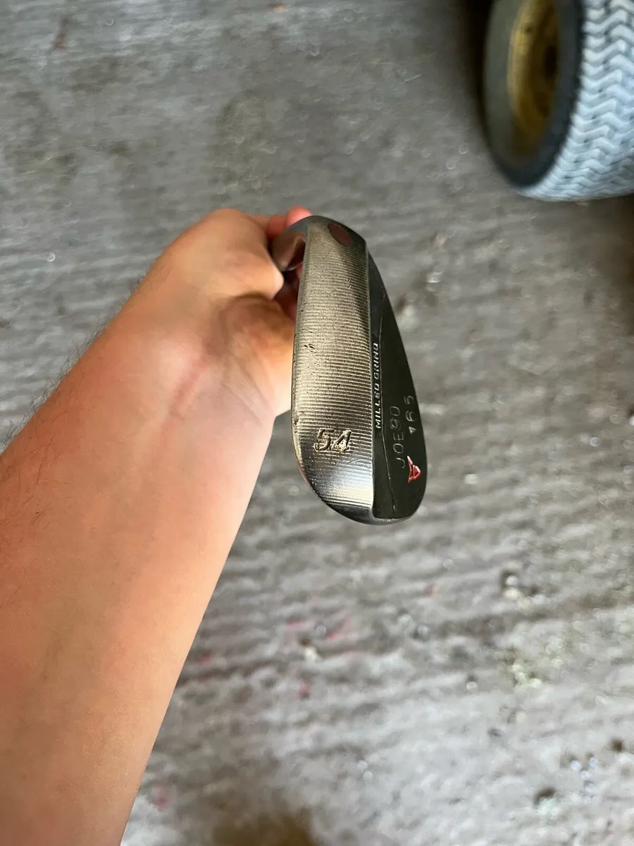 Taylormade mg 54 wedge - Image 1