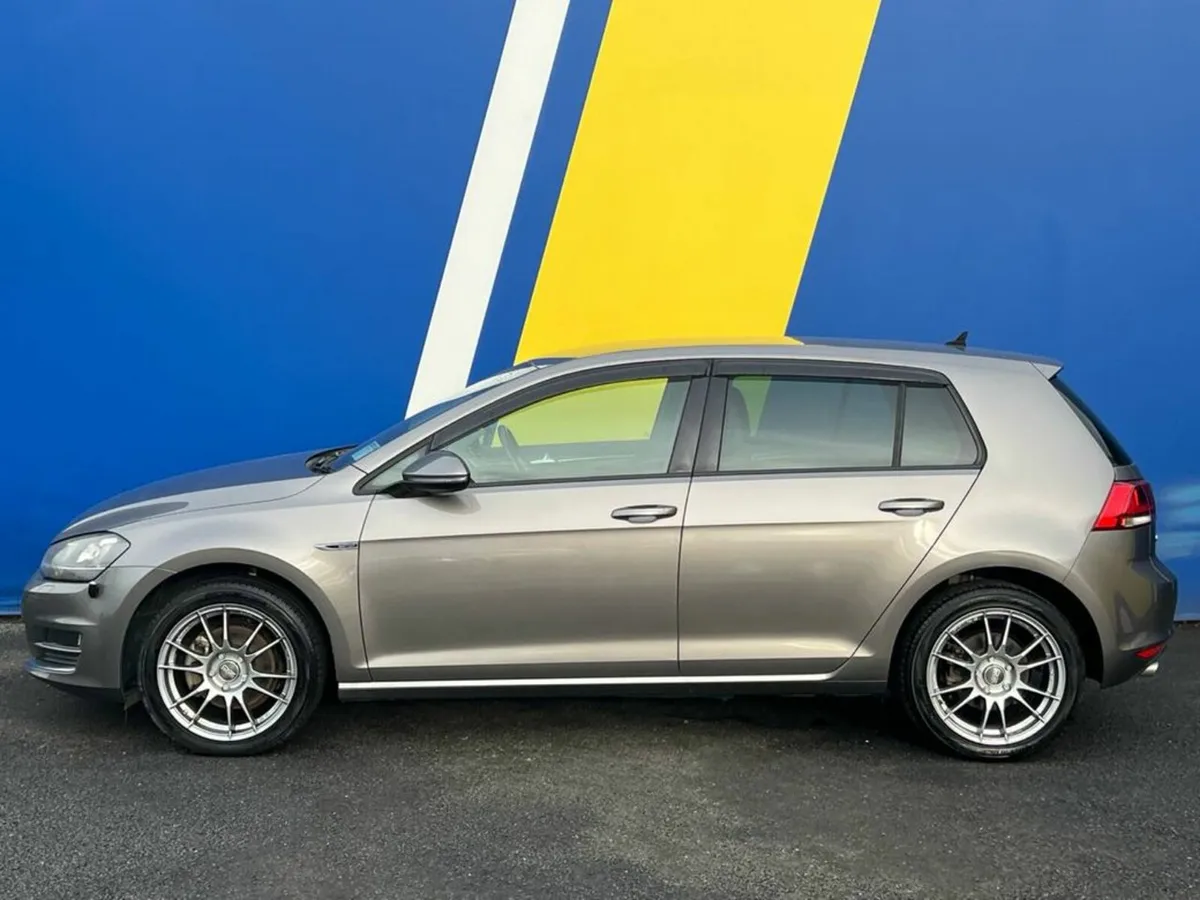 Volkswagen Golf HL 1.4 TSI MILANO EDITION // LEATH - Image 3