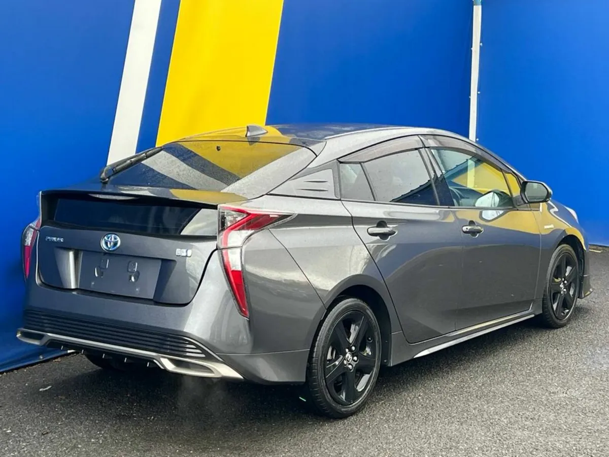 Toyota Prius 1.8 HYBRID A-TOURING SELECTION AUTO / - Image 4
