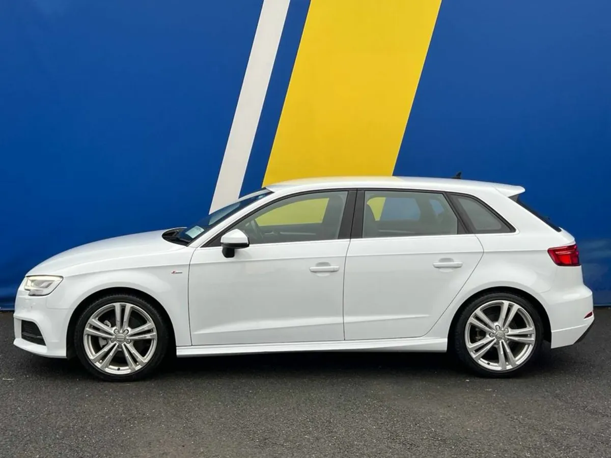 Audi A3 S-LINE 1.4 TFSI AUTO // LOW MILEAGE // S-L - Image 3