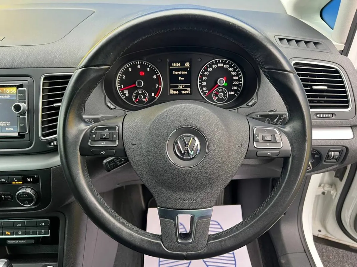 Volkswagen Sharan HIGHLINE 1.4 TSI 7-SEATER AUTO / - Image 4