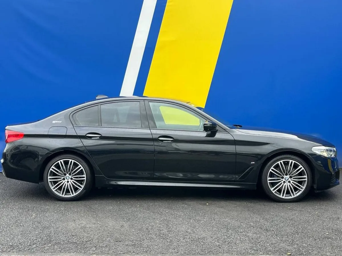 BMW 5-Series 530e M-SPORT PLUG-IN HYBRID AUTO // F - Image 2