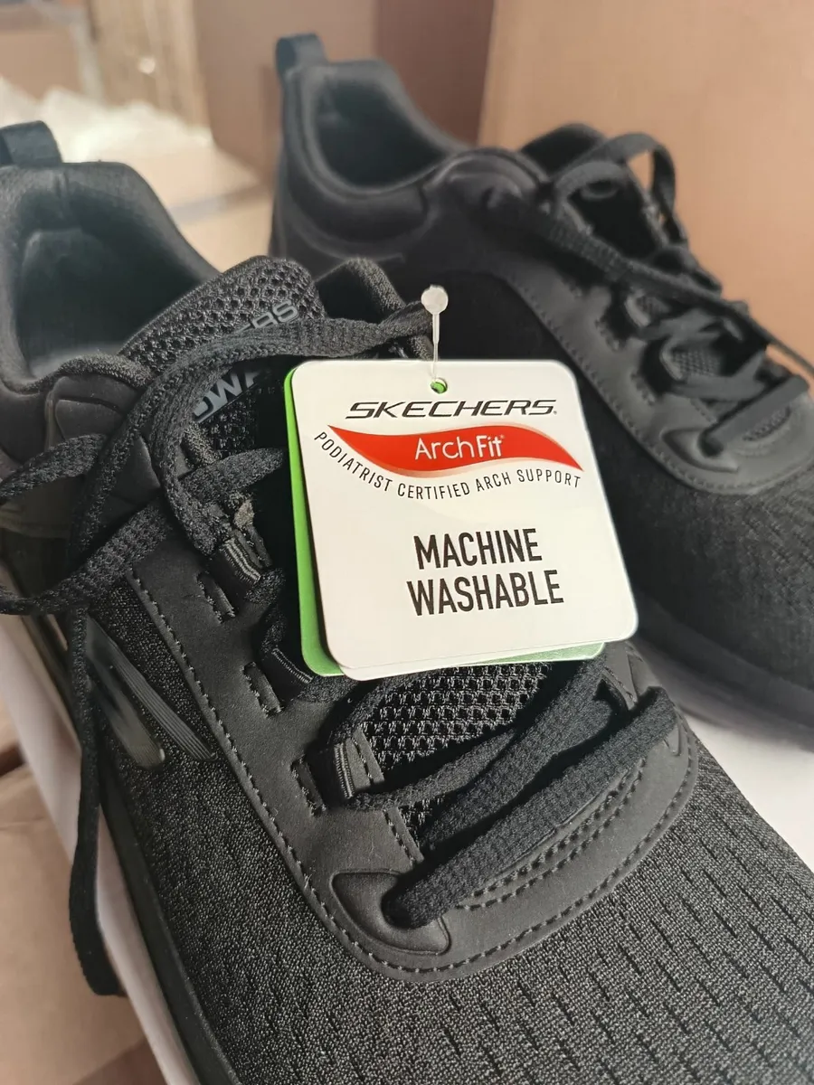 Sketchers trainers - Image 3