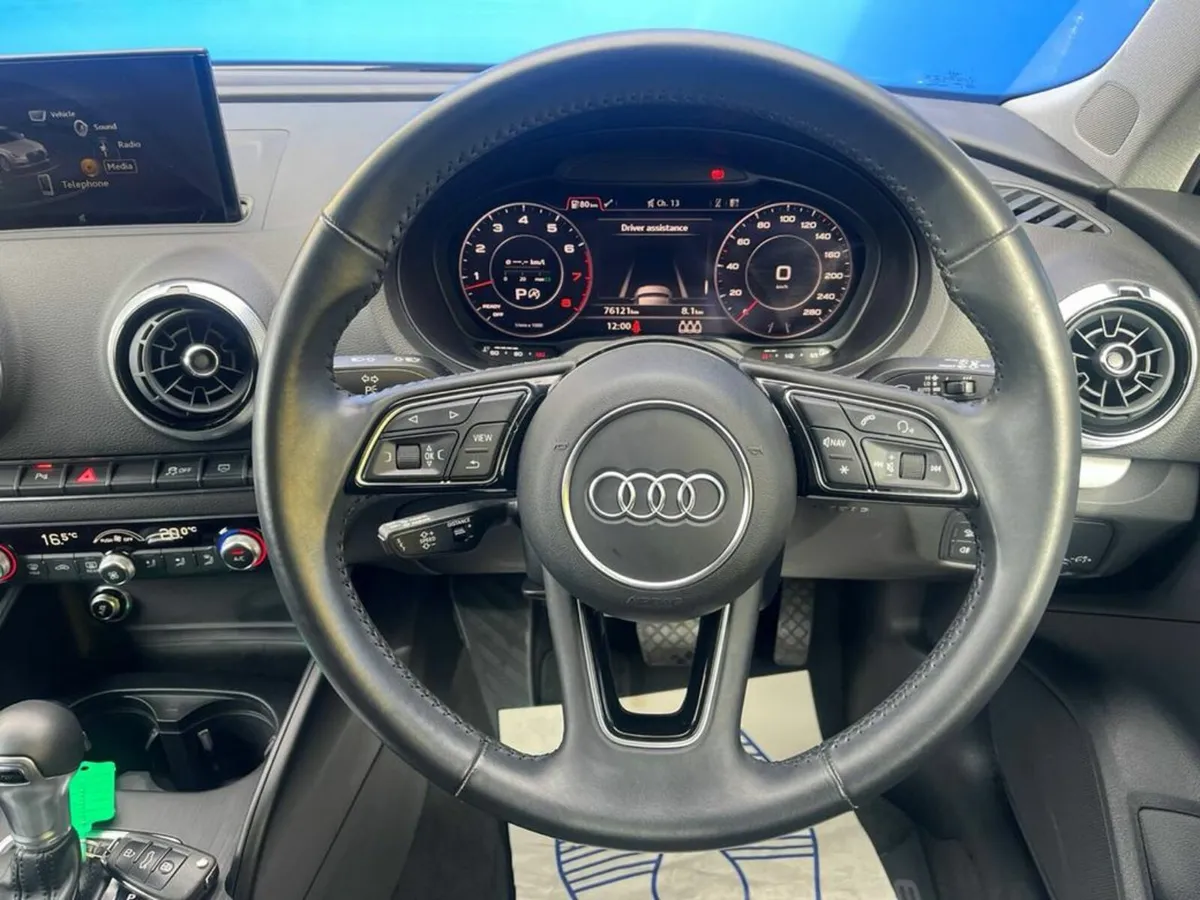 Audi A3 30 TFSI S-LINE PACK 1.4 AUTO // SERVICE HI - Image 4