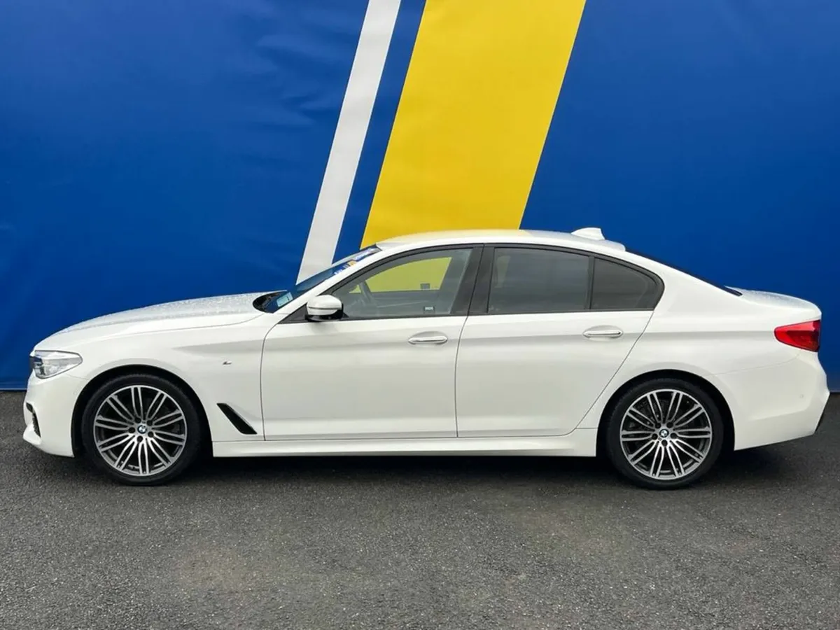 BMW 5-Series 523d M-SPORT AUTO // ALCANTARA M-SPOR - Image 3