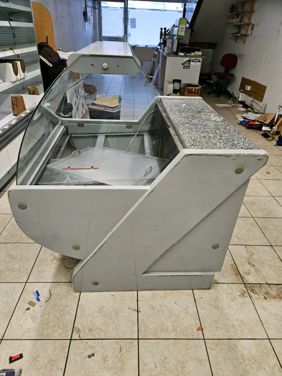 Display fridge unit - Image 1