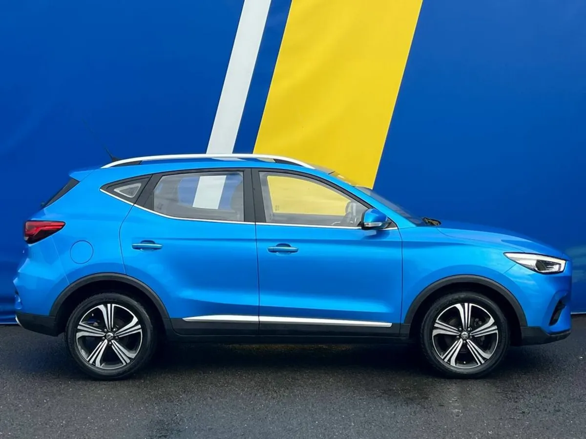 MG ZS 1.5 VTI-TECH EXCITE // 17" DIAMOND CUT ALLOY - Image 2