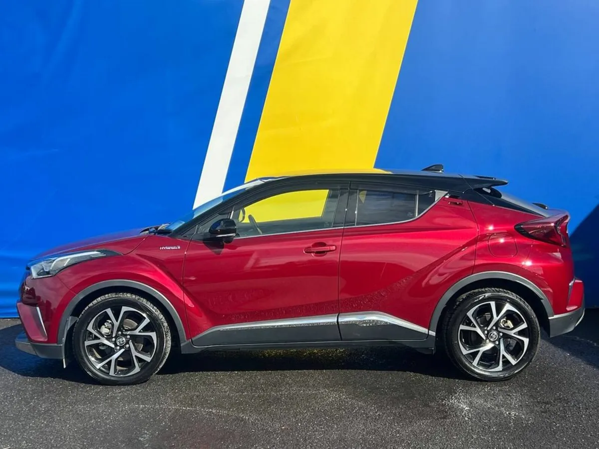 Toyota C-HR 1.8 HYBRID AUTO // FULL SERVICE HISTOR - Image 3