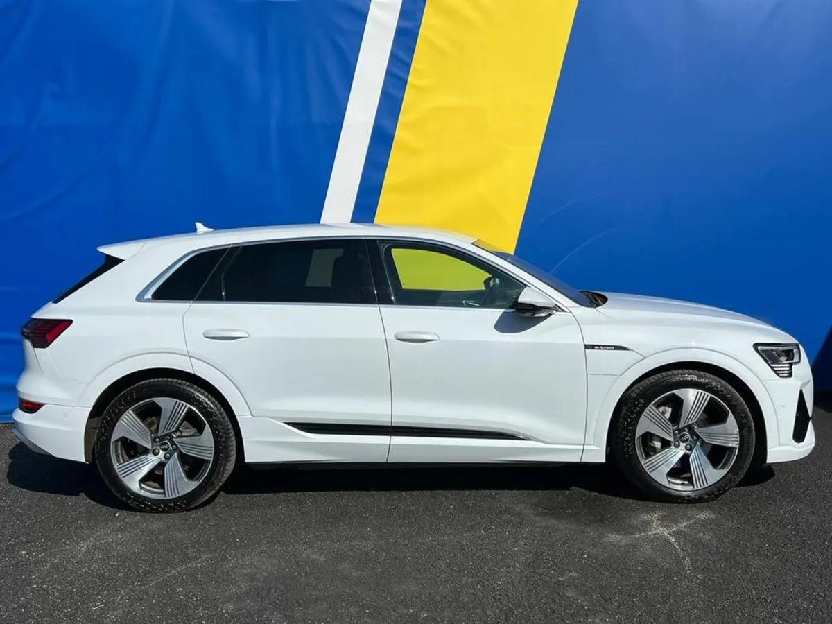 Audi e-tron S-LINE 50 QUATTRO AUTO // S-LINE SPORT - Image 2