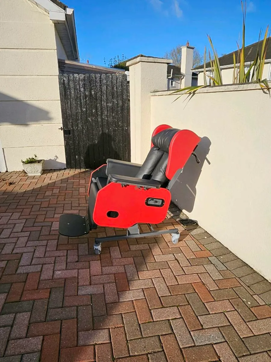 Therapeutic wheelchair - Image 3