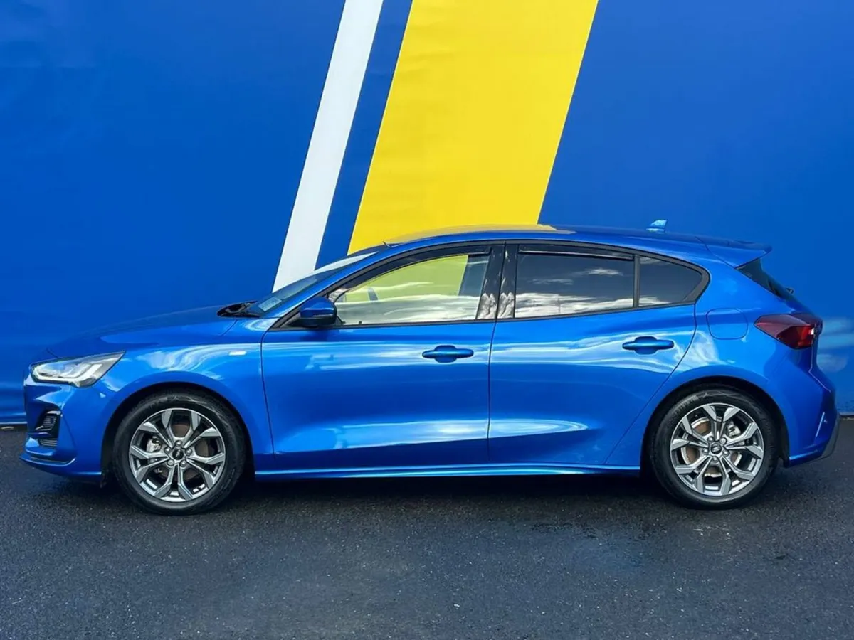 Ford Focus ST-LINE 1.0 **2000KM FROM NEW** // FULL - Image 3