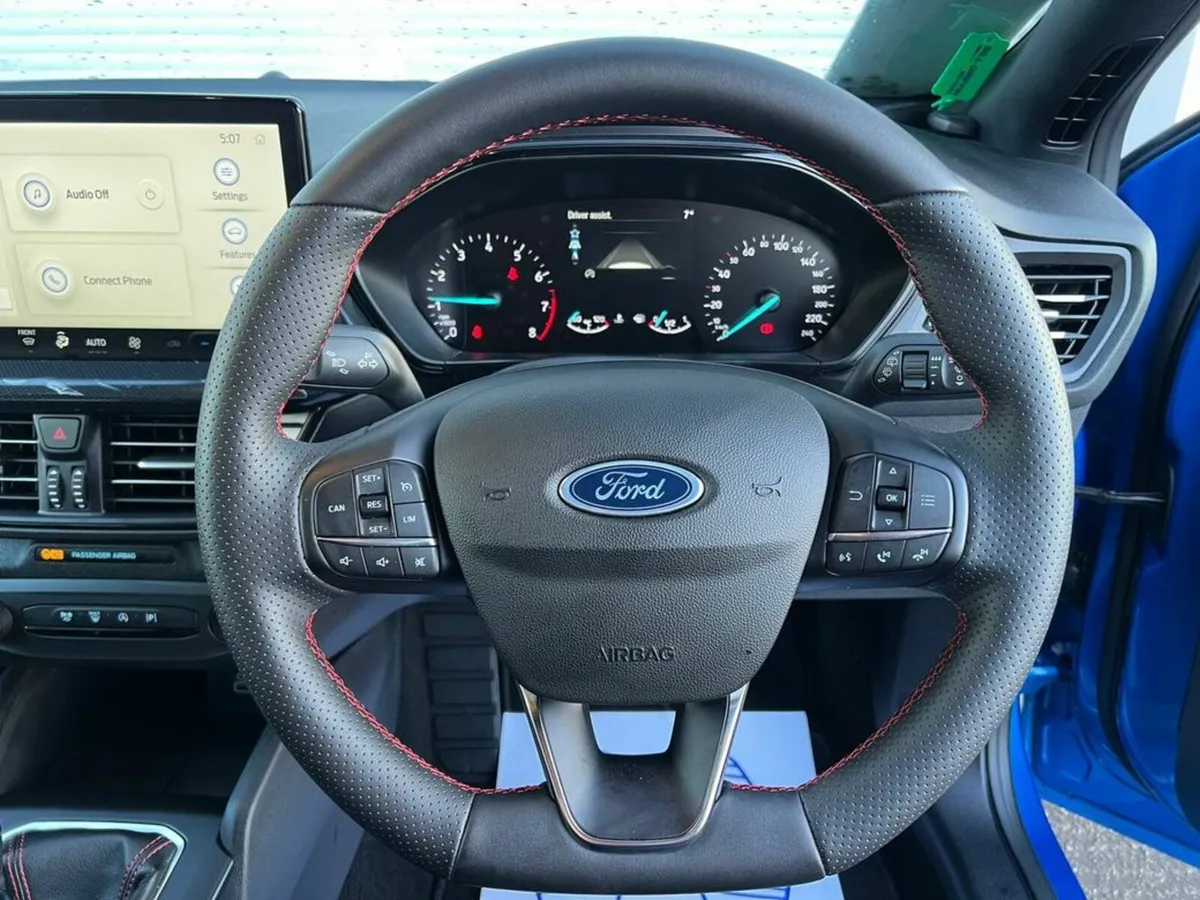 Ford Focus ST-LINE 1.0 **2000KM FROM NEW** // FULL - Image 4