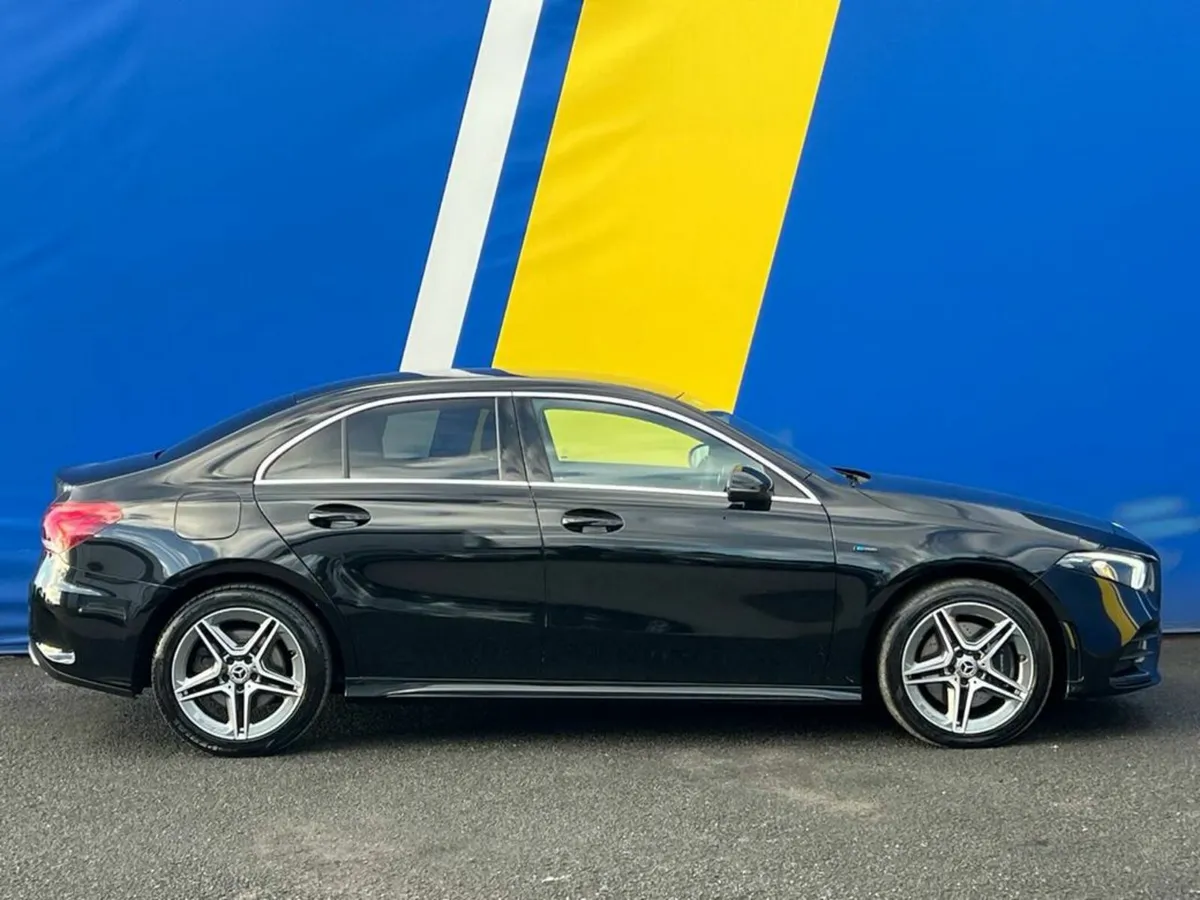Mercedes-Benz A-Class A250e AMG-LINE 1.3 HYBRID AU - Image 2