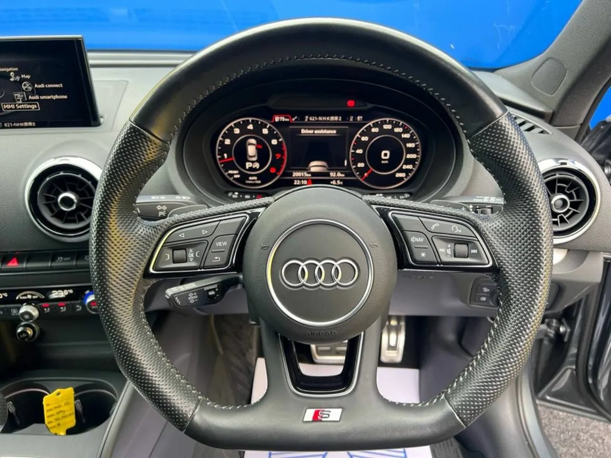 Audi A3 S-LINE 1.4 TFSI AUTO // VERY LOW MILEAGE / - Image 4